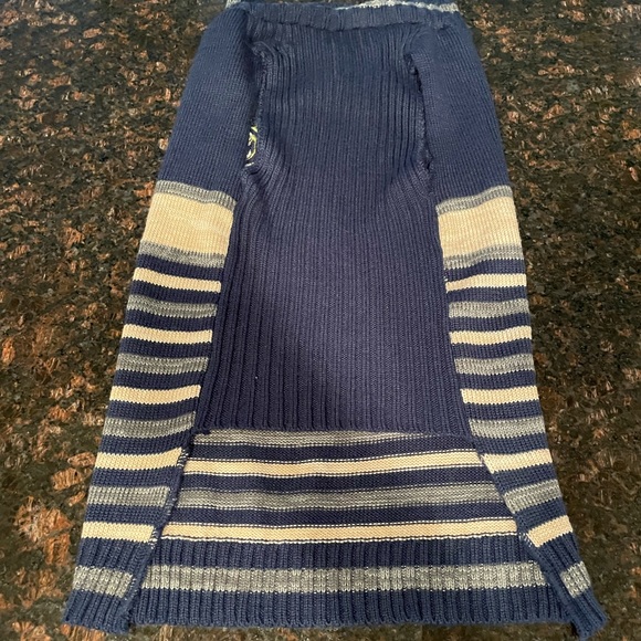 Dog Sweater - Picture 9 of 11